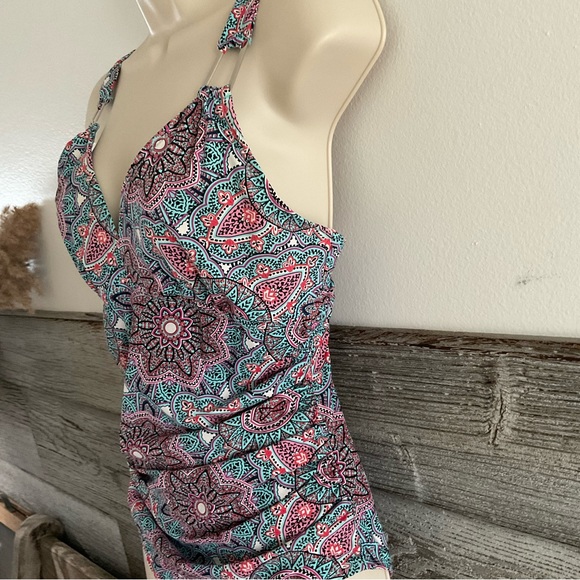 Spanx Love Your Assets by Sara Blakely one-piece swimsuit size medium - Picture 3 of 8